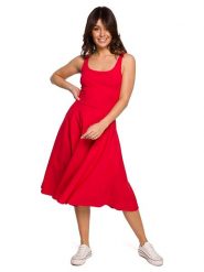 Be Wear Sukienka w kolorze czerwonym rozmiar: M. Czerwone sukienki Be Wear, m, bez wzorów, bez kołnierzyka, bez ramiączek, midi. Za 206.42 zł.