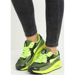 Lime Green Neonowe Buty Sportowe Candy. Zielone obuwie sportowe Born2be, z materiału, bez zapięcia. Za 79.99 zł.