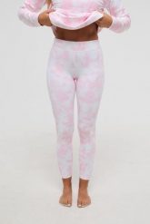 Legginsy termoaktywne – damskie, z kolekcji Signature, kolor różowy. Białe legginsy OOSC, s, bez wzorów, z materiału, długie. Za 269.99 zł.