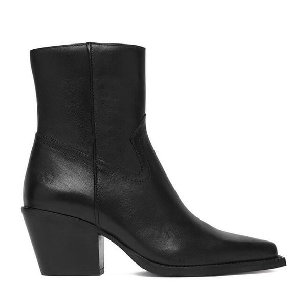 Botki G-Star. Czarne botki G-Star, bez wzorów, bez obcasa, na słupku, bez zapięcia. Za 479.99 zł.