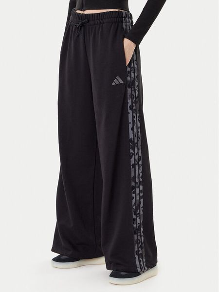 Adidas Spodnie dresowe Animal Print 3-Stripes JM1840 Czarny Loose Fit. Czarne spodnie dresowe Adidas, xs, bez wzorów, z dresówki. Za 169.99 zł.