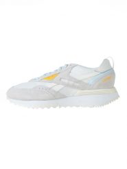 Reebok Sneakersy "LX2200" w kolorze kremowym rozmiar: 38. Brązowe trampki Reebok, bez wzorów, z materiału, bez zapięcia. Za 170.47 zł.