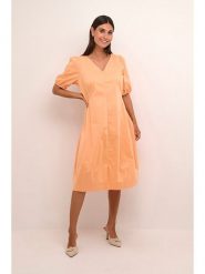CULTURE Sukienka w kolorze pomarańczowym rozmiar: XL. Pomarańczowe sukienki Culture, xl, bez wzorów, bez kołnierzyka, bez ramiączek, midi. Za 136.13 zł.