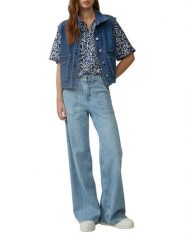 S.Oliver Bluzka w kolorze niebiesko-granatowym rozmiar: 36. Niebieskie bluzki S.Oliver, s, bez wzorów, bez kołnierzyka, bez ramiączek. Za 65.07 zł.