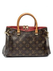Louis Vuitton Torebka w kolorze brązowym - 26 x 18 x 8 cm rozmiar: onesize. Brązowe torebki klasyczne Louis Vuitton, bez wzorów, z materiału, przez ramię, bez dodatków. Za 5,075.51 zł.
