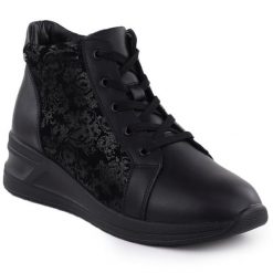 Skórzane botki damskie w kwiaty na koturnie czarne Filippo DBT7280. Czarne botki Filippo, bez wzorów, ze skóry, bez obcasa, na koturnie, bez zapięcia. Za 239.99 zł.