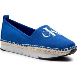 Espadryle CALVIN KLEIN JEANS - Genna R3768 Nautical Blue. Niebieskie espadryle Calvin Klein Jeans, bez wzorów, z jeansu, bez obcasa, na płaskiej podeszwie, bez zapięcia. W wyprzedaży za 289.00 zł.
