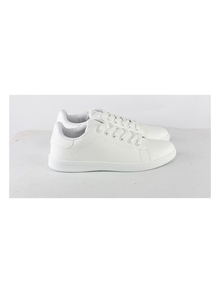 C'M Sneakersy w kolorze białym rozmiar: 36. Białe trampki C'M, bez wzorów, z materiału, bez zapięcia. Za 79.03 zł.