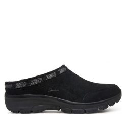 Kapcie Skechers. Czarne obuwie domowe Skechers, bez wzorów, bez zapięcia. Za 299.99 zł.