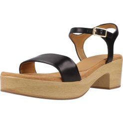 Sandały UNISA IRITA 25 NTO Czarny. Czarne sandały Unisa, bez wzorów, ze skóry, bez obcasa, bez zapięcia. Za 388.99 zł.