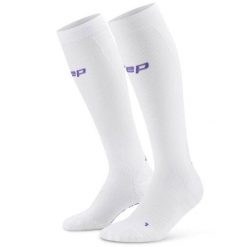 Damskie długie skarpety kompresyjne sportowe Core Ultralight CEP. Białe skarpety CEP, bez wzorów, z elastanu. Za 199.00 zł.