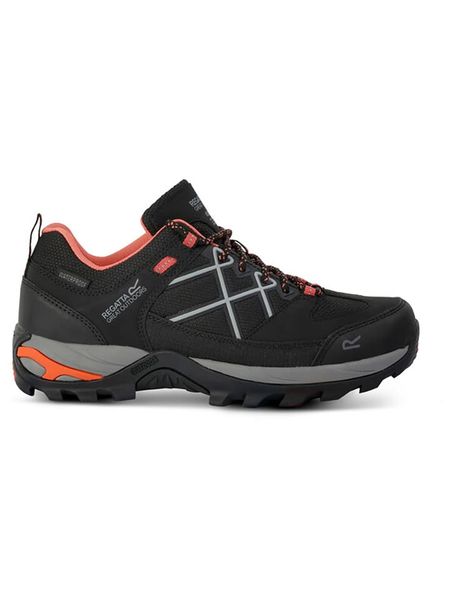Regatta Buty turystyczne "Samaris III" w kolorze czarnym rozmiar: 36. Czarne trekkingi Regatta, z materiału, outdoorowe. Za 244.95 zł.