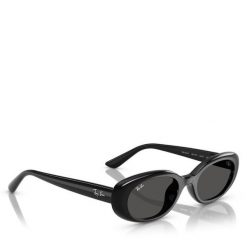 Okulary przeciwsłoneczne Ray-Ban. Czarne okulary przeciwsłoneczne Ray-Ban, bez wzorów. Za 499.99 zł.