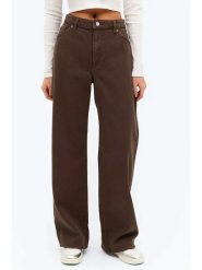 Monki Dżinsy - Comfort fit - w kolorze brązowym rozmiar: W28. Brązowe jeansy Monki, z aplikacjami, z podwyższonym stanem. Za 74.81 zł.