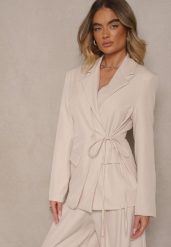 Jasnobeżowa Marynarka Ozdobiona Wiązaniem z Boku Lunorisa. Brązowe marynarki i żakiety Renee, l, bez wzorów, eleganckie. W wyprzedaży za 107.99 zł.