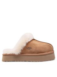 Ugg Kapcie W Disquette 1122550 Brązowy. Brązowe obuwie domowe UGG, bez wzorów, ze skóry, bez zapięcia. Za 509.00 zł.