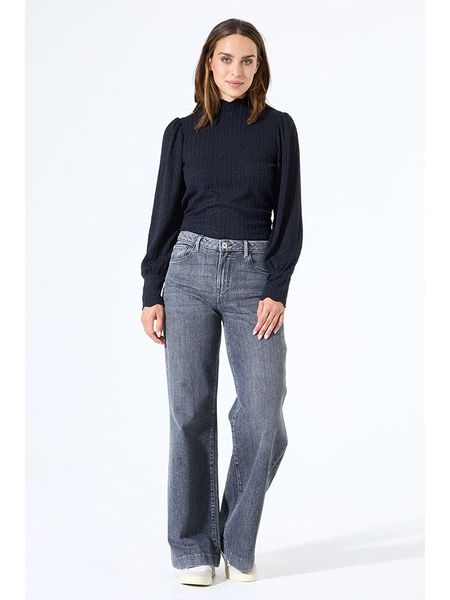 Garcia Bluzka w kolorze czarnym rozmiar: S. Czarne bluzki Garcia, s, bez wzorów, z koronki, bez kołnierzyka, bez ramiączek. Za 83.03 zł.