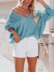 Milan Kiss Sweter w kolorze błękitnym rozmiar: S. Niebieskie swetry Milan Kiss, s, bez wzorów, bez ramiączek. Za 174.95 zł.