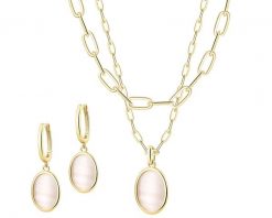 Kolczyki i naszyjnik z mosiądzu pozłacane z kocim okiem. Naszyjniki Artelioni, pozłacane. Za 329.00 zł.