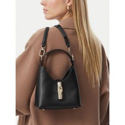 Torebka Furla. Czarne torebki klasyczne Furla, bez wzorów, bez dodatków. Za 1,059.00 zł.