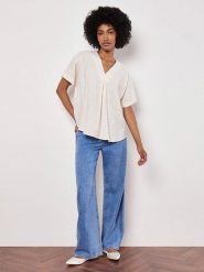 Apricot Bluzka w kolorze białym rozmiar: XL. Białe bluzki Apricot, xl, bez wzorów, bez kołnierzyka, bez ramiączek. Za 74.81 zł.