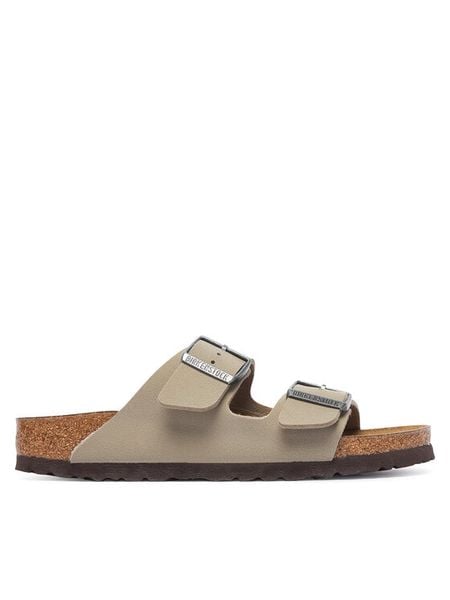 Birkenstock Klapki Arizona Bf 1033132 Khaki. Brązowe klapki Birkenstock, bez wzorów, ze skóry, bez obcasa. Za 399.99 zł.