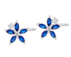 Kolczyki srebrne z cyrkoniami - kwiaty. Szare kolczyki Apart, z cyrkonią, srebrne. Za 124.00 zł.