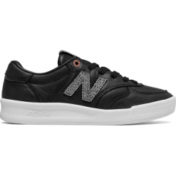 New Balance WRT300GR. Trampki New Balance, bez wzorów, z gumy, bez zapięcia. W wyprzedaży za 229.99 zł.
