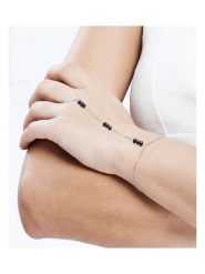 Pearline Srebrna bransoletka z perłami rozmiar: onesize. Czarne bransoletki Pearline, z perłą, srebrne. Za 274.10 zł.