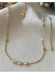 Luseera Pozłacany naszyjnik z kryształami - dł. 45 cm rozmiar: onesize. Białe naszyjniki Luseera, z kryształem, pozłacane. Za 57.47 zł.