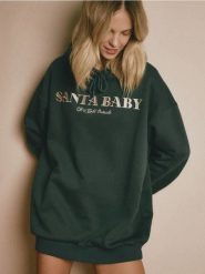 Bluza ze świątcznym napisem - ciemnozielony. Zielone bluzy sportowe Reserved, l, bez wzorów, z bawełny, bez kaptura. Za 119.99 zł.