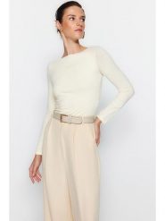 Trendyol Koszulka w kolorze kremowym rozmiar: M. Brązowe bluzki Trendyol, m, bez wzorów, bez kołnierzyka, bez ramiączek. Za 47.94 zł.