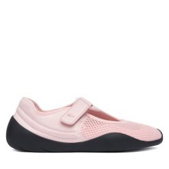 Baleriny Lacoste. Czerwone baleriny Lacoste, bez wzorów, bez obcasa. Za 506.99 zł.