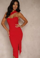 Czerwona Koktajlowa Sukienka Typu Bodycon o Asymetrycznym Kroju Haliannea. Czerwone sukienki Renee, na co dzień, na lato, l, bez wzorów, wizytowe, z asymetrycznym kołnierzem, bez ramiączek, asymetryczne. Za 89.99 zł.