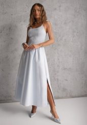 Niebieska Rozkloszowana Sukienka z Bawełny z Gumkami w Biuście i Ramiączkami na Wiązanie Omphoreia. Niebieskie sukienki Renee, na co dzień, m, bez wzorów, z bawełny, eleganckie, bez kołnierzyka, bez ramiączek, maxi, proste. Za 149.99 zł.