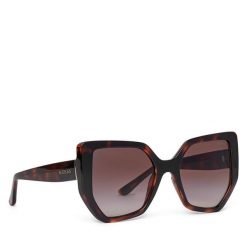 Okulary przeciwsłoneczne Guess. Brązowe okulary przeciwsłoneczne Guess, z aplikacjami. Za 389.99 zł.