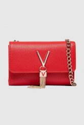 VALENTINO Czerwona kopertówka Divina. Czerwone kopertówki Valentino by Mario Valentino, bez wzorów, małe, bez dodatków. W wyprzedaży za 209.99 zł.