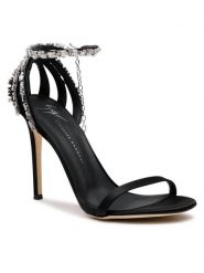 GIUSEPPE ZANOTTI Sandały I200039 Czarny. Czarne sandały Giuseppe Zanotti, bez wzorów, z materiału, bez obcasa, na szpilce, bez zapięcia. Za 5,829.00 zł.