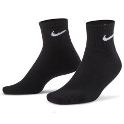 Skarpety Nike Everyday Cushioned Ankle. Czarne skarpety Nike, bez wzorów. Za 59.00 zł.