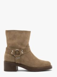 Oliwkowe botki biker boots. Zielone botki Ryłko, bez wzorów, z jeansu, za kostkę, bez obcasa, na obcasie, bez zapięcia. Za 479.99 zł.