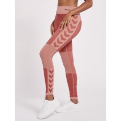 Damskie legginsy mid-rise Hummel Clea. Czerwone legginsy Hummel, bez wzorów. Za 161.50 zł.