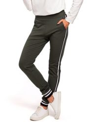 Made of emotion Spodnie dresowe w kolorze khaki rozmiar: S. Brązowe spodnie dresowe Made Of Emotion, s, bez wzorów, z dresówki. Za 131.74 zł.