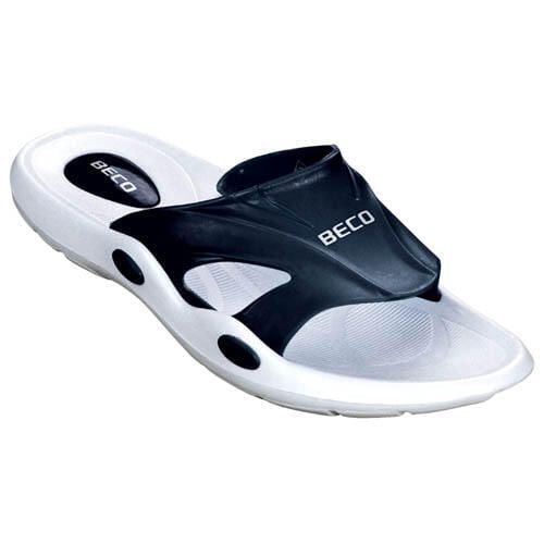 Klapki damskie Beco biało-czarne. Białe klapki 47 Brand, bez wzorów, z materiału, bez obcasa. Za 173.99 zł.