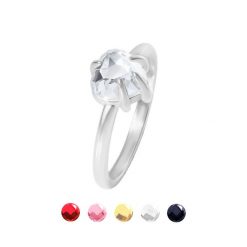 Pierścionek Amour z przezroczystym kryształem posrebrzany. Pierścionki Lilou, posrebrzane. Za 189.00 zł.