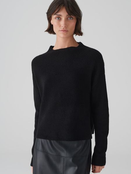 OPUS Sweter w kolorze czarnym rozmiar: 42. Czarne swetry Opus, bez wzorów, z wełny, bez ramiączek. Za 218.05 zł.