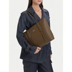 Torebka Lasocki. Brązowe shopper Lasocki, bez wzorów, bez dodatków. Za 219.99 zł.