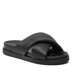 Klapki ONLY Shoes. Czarne klapki ONLY SHOES, bez wzorów, bez obcasa. Za 119.99 zł.