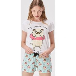 Dwuczęściowa piżama z mopsem - Biały. Piżamy Sinsay. Za 39.99 zł.