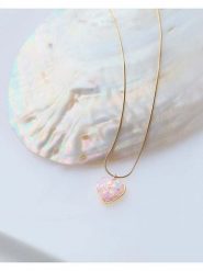 Heliophilia Naszyjnik z zawieszką rozmiar: onesize. Naszyjniki Heliophilia, z cyrkonią, metalowe. Za 34.99 zł.