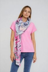 Wzorzysty szal fuksjowy. Szaliki MOODO, bez wzorów, z poliesteru. Za 49.99 zł.